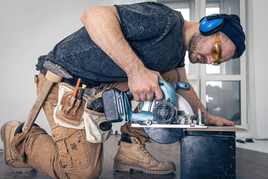 Property maintenance and handyman service